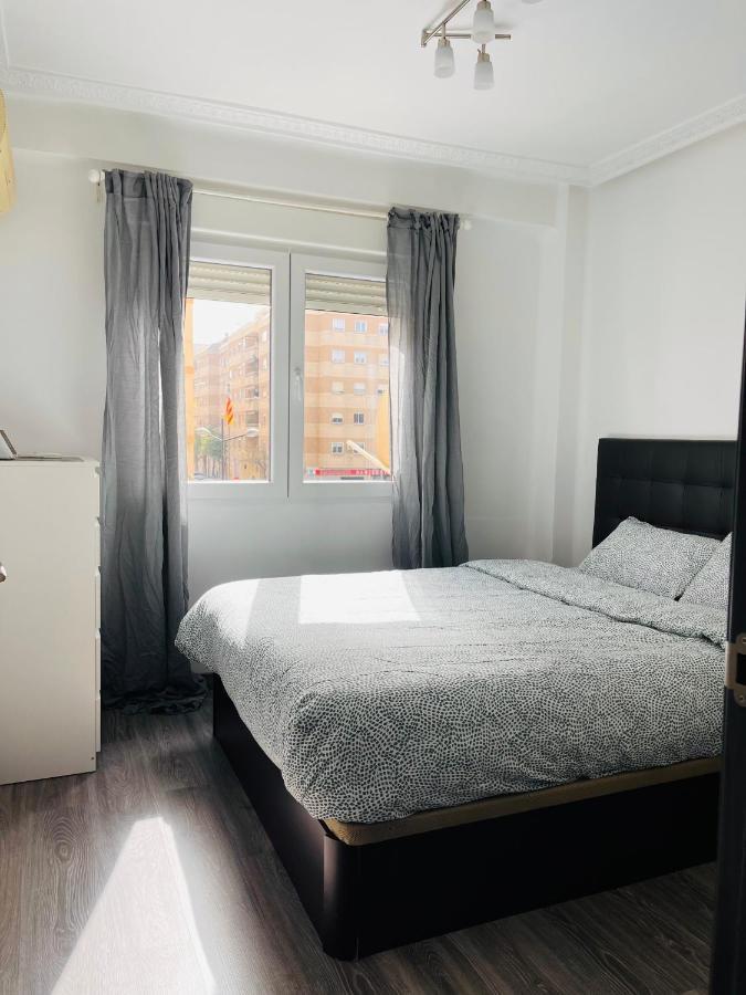 バレンシアApartamento Peset Wifiアパートメント エクステリア 写真